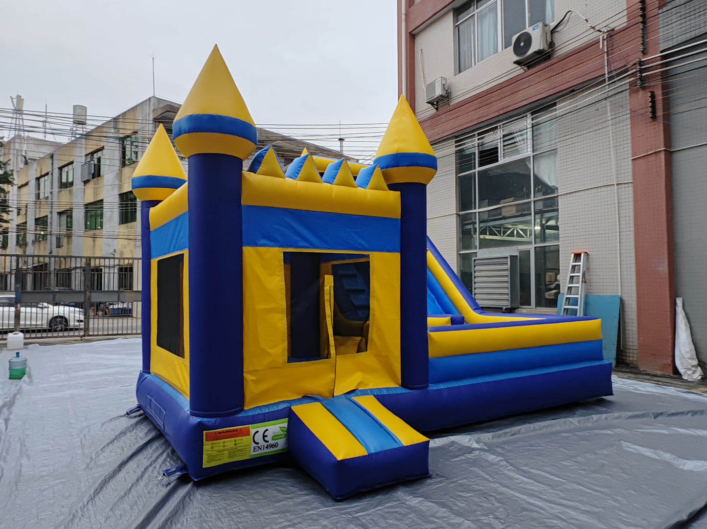 Commercial-Grade 9×6M Inflatable Bouncy Castle Combo with Slide & Blower — Blue & Yellow